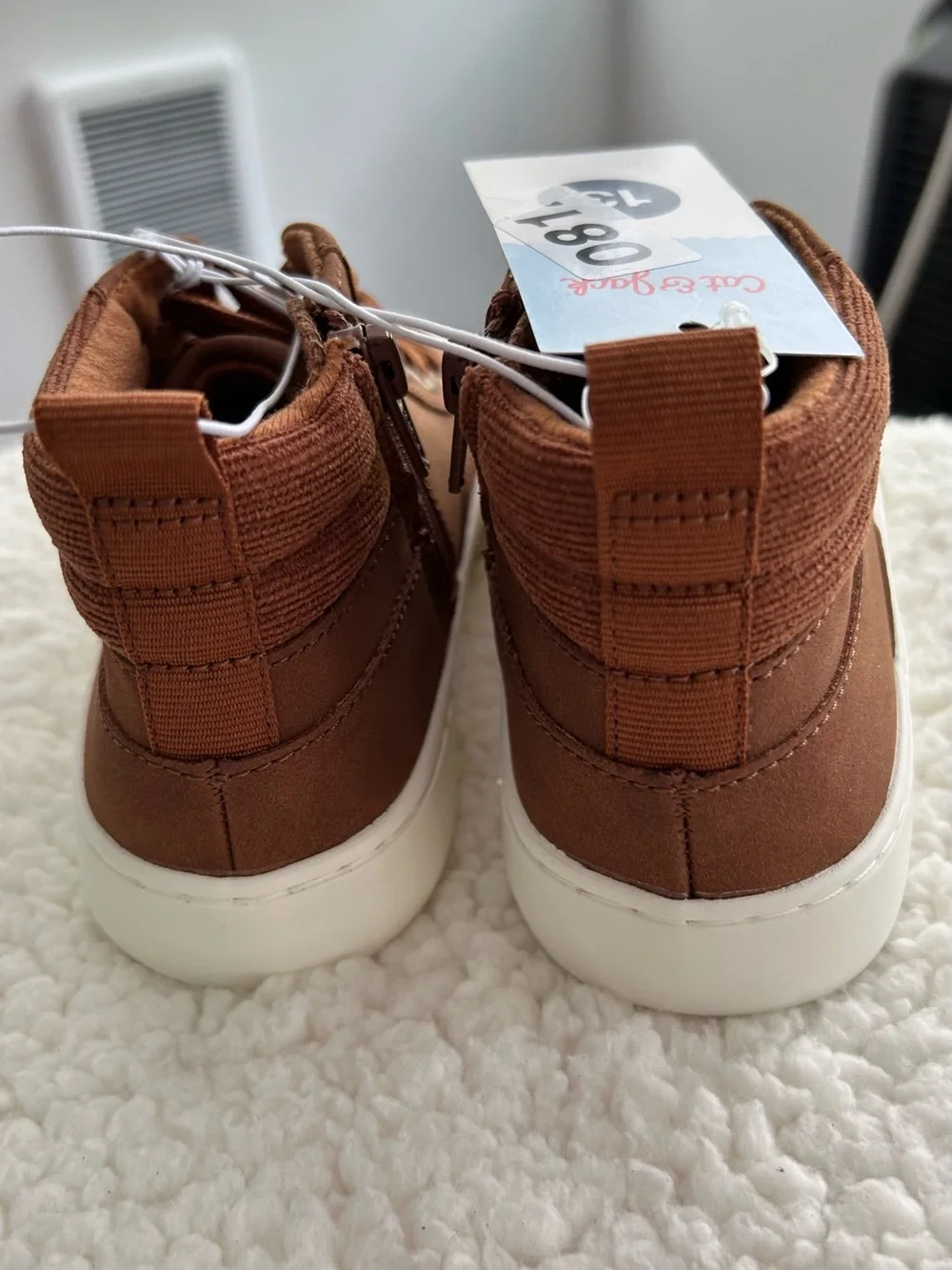 NWT Cat & Jack Cooper Mid Top Sneakers Cognac Color Inner Zipper Sz 13 - Picture 6 of 7